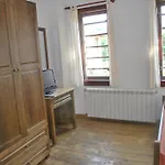 Guest house 